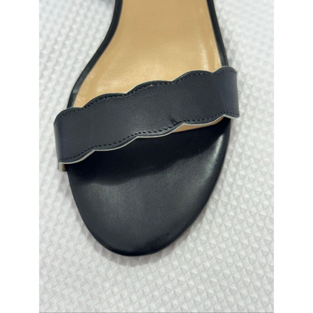 Talbots Pila kitten-heel sandals Black With White Scallop Trim Size 8m  A822 - Picture 9 of 10
